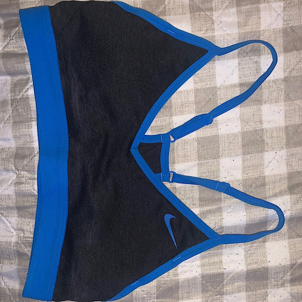 Women’s Nike sports bra